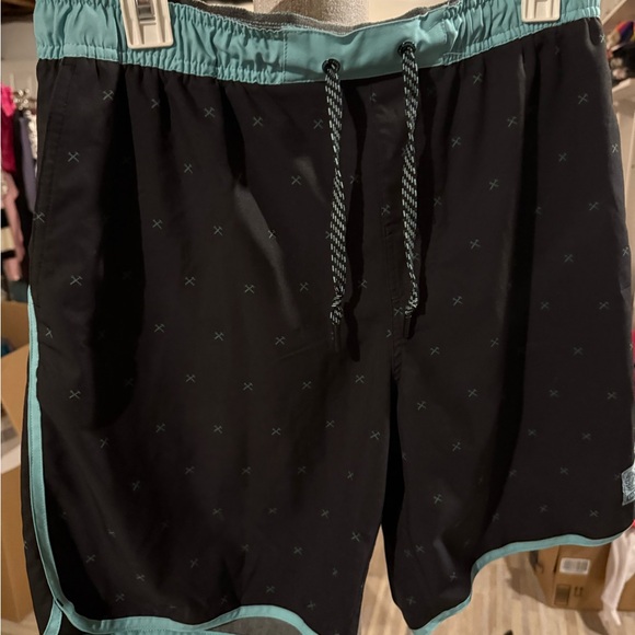 Men's Dixxion shorts - Picture 1 of 4